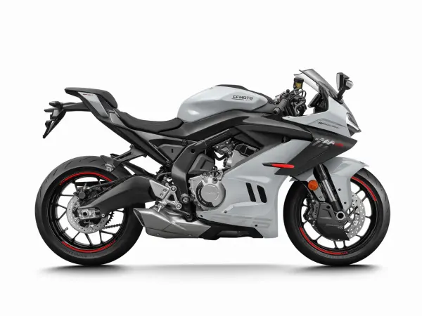 2026 Cfmoto  - €8,999 (1/1)