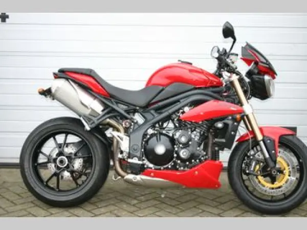 2012 Triumph Speed Triple - € 6.989 (1/1)