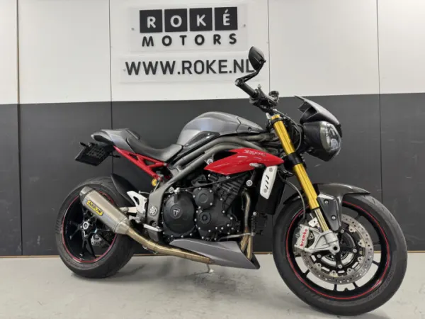 2016 Triumph Speed Triple 1050 - € 9.995 (1/1)