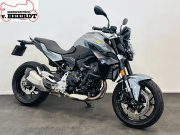 2022 BMW F 900 R - €8,950 (1/1)