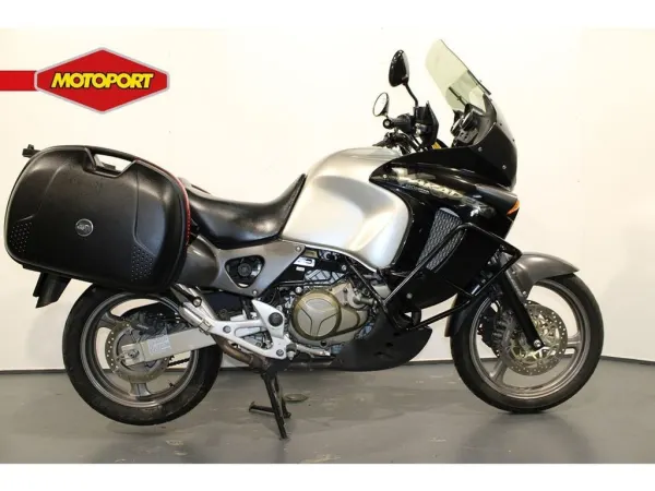 2000 Honda XL 1000 V Varadero - €2,950 (1/1)