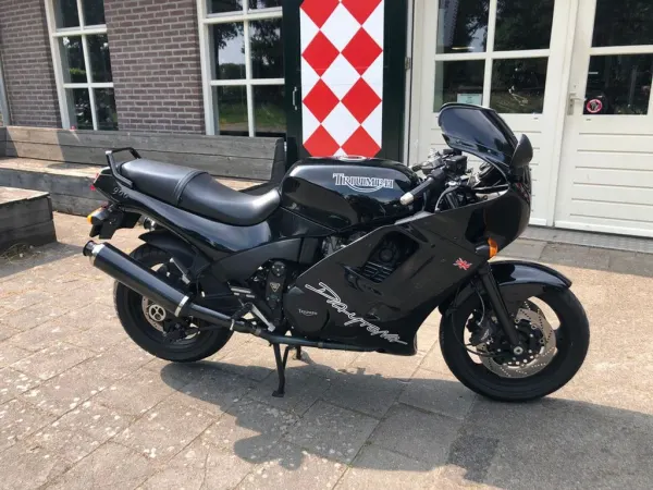 1996 Triumph Daytona 900 - €3,990 (1/1)