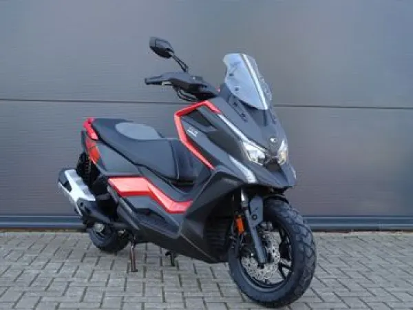 2026 Kymco DT X360 - € 7.499 · Bieden (1/1)