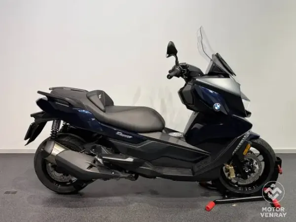 2024 BMW C 400 GT - € 9.490 (1/1)