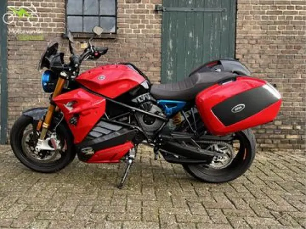 2021 Energica ESSEESSE9+ RS - €19,950 (1/1)