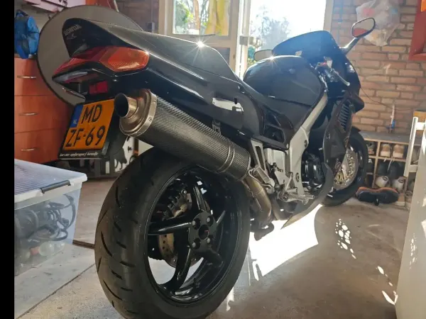 1994 Honda VFR 750 - € 1.000 (1/1)