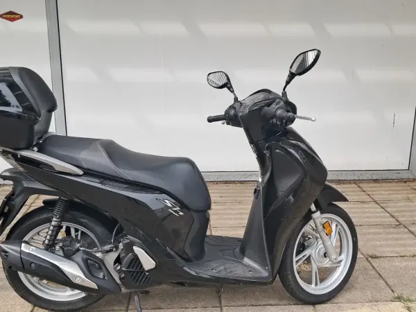 2018 Honda SH 150i - € 3.490 (1/1)