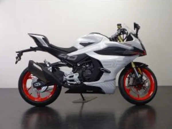 2026 Cfmoto 450 SR - €7,199 (1/1)