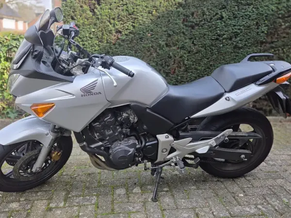 2005 Honda CBF 600 - €2,950 (1/1)