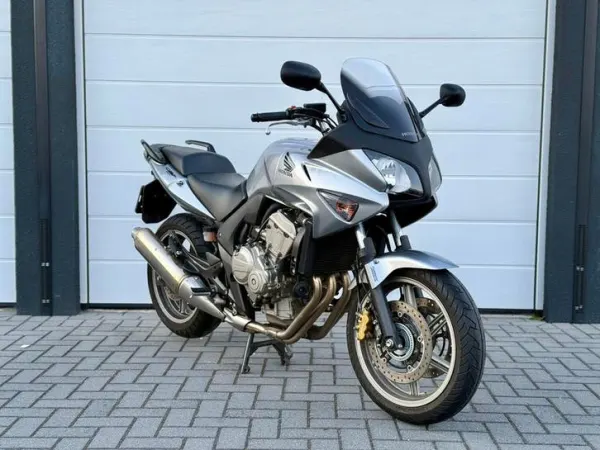 2008 Honda CBF 600 - €4,750 · Bidding (1/1)