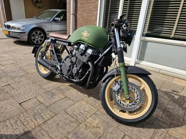 1993 Honda CB 750 - €4,000 · Bidding (1/1)