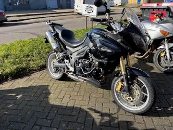 2007 Triumph Tiger 1050 - € 4.450 (1/1)