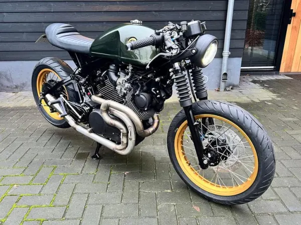 Year unknown Yamaha XV750 Custom Build Café Racer - €4,950 · Bidding (1/1)