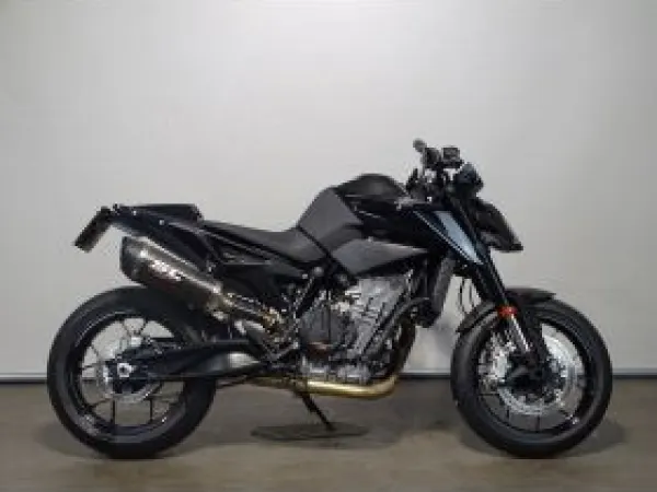 2021 KTM 890 Duke - € 9.490 (1/1)