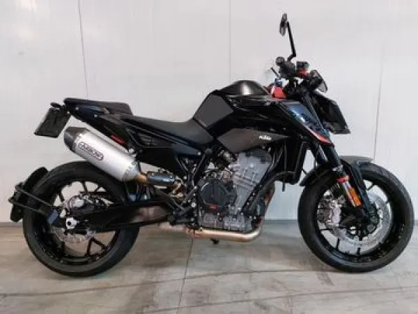 2022 KTM 890 Duke - € 7.999 (1/1)