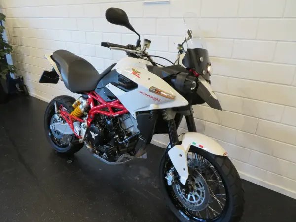 2010 Moto Morini Granpasso 1200 - € 6.950 (1/1)
