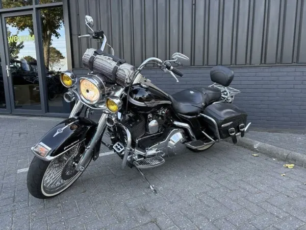 2003 Harley-Davidson Road King - €8,250 (1/1)