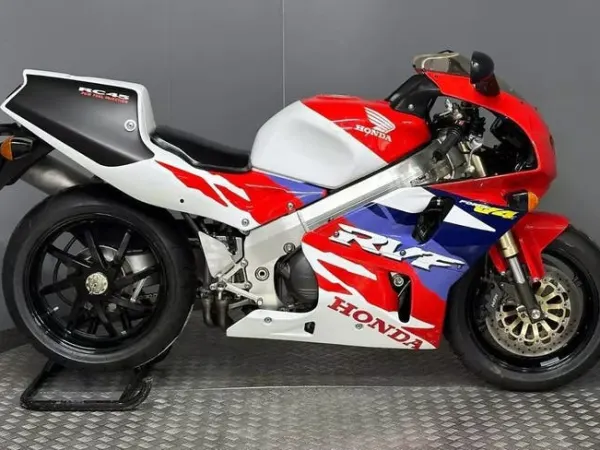 1994 Honda RVF 750 RC 45 RC 30 (bj 1994) - Prijs op aanvraag (1/1)