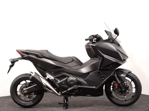 2026 Honda Forza 750 - € 14.799 (1/1)