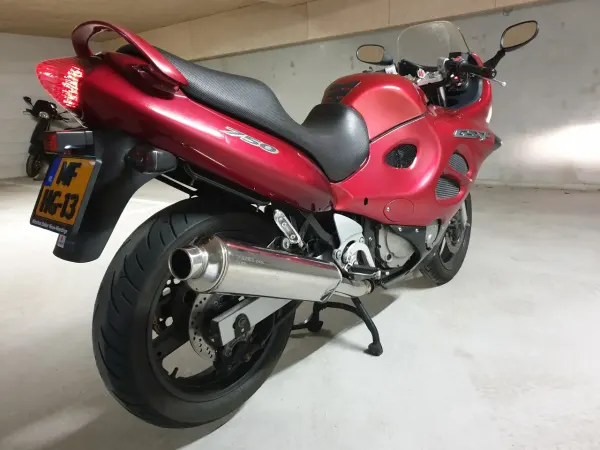 2001 Suzuki GSX 750 - € 1.200 (1/1)
