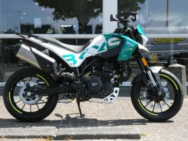 2026 Benelli BKX 300 S - € 4.999 (1/1)
