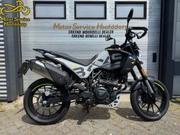 2026 Benelli BKX 300 S - € 4.799 (1/1)