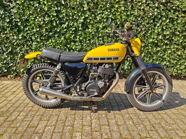 1981 Yamaha SR 500 - € 3.000 · Bieden (1/1)