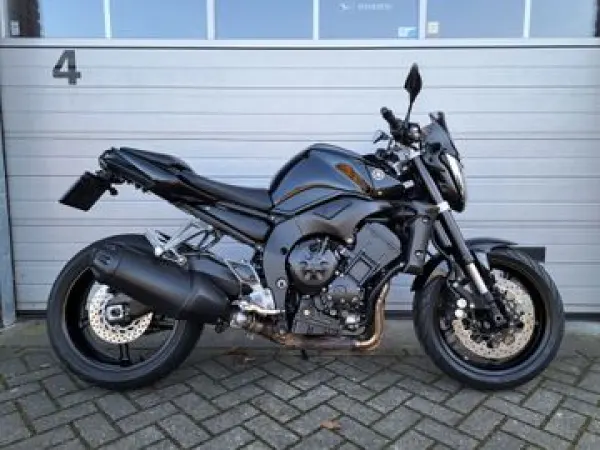 2014 Yamaha FZ 1 - €5,249 (1/1)