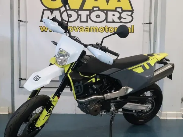 2024 Husqvarna 701 Supermoto - €12,999 (1/1)
