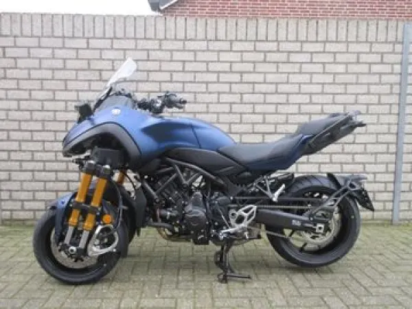 2022 Yamaha Niken GT - €16,999 (1/1)