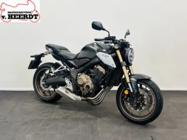 2022 Honda CB 650 R - €8,450 (1/1)