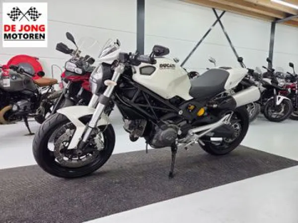 2008 Ducati Monster 696 - € 4.250 (1/1)