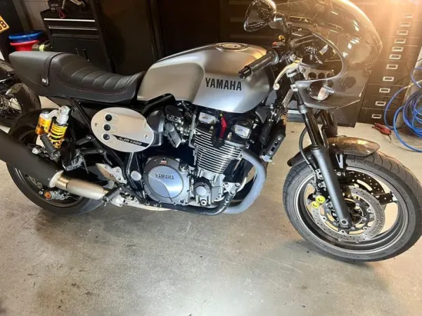 2016 Yamaha XJR 1300 - €7,100 (1/1)