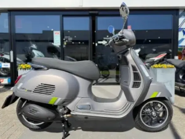 2024 Vespa GTS 300 - € 6.999 (1/1)