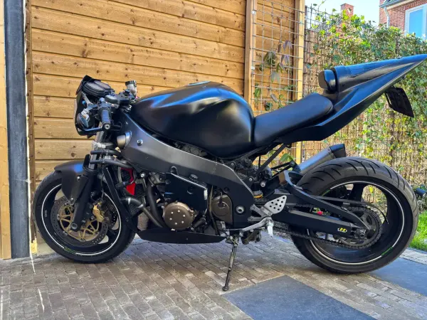 2003 Kawasaki Ninja ZX-9R - € 3.500 (1/1)