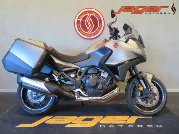 2022 Honda NT 1100 - €11,950 (1/1)
