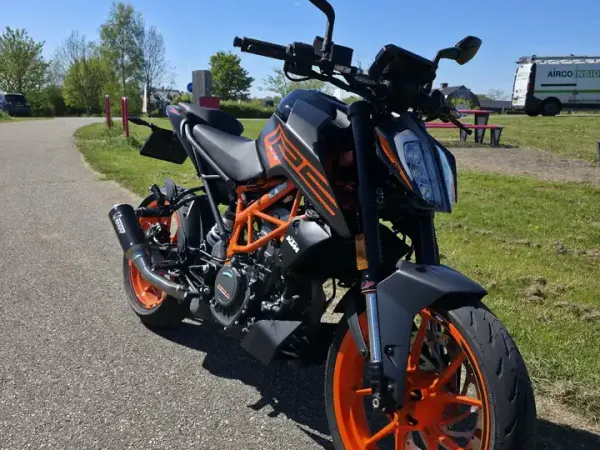 2023 KTM 125 Duke - €4,100 (1/1)