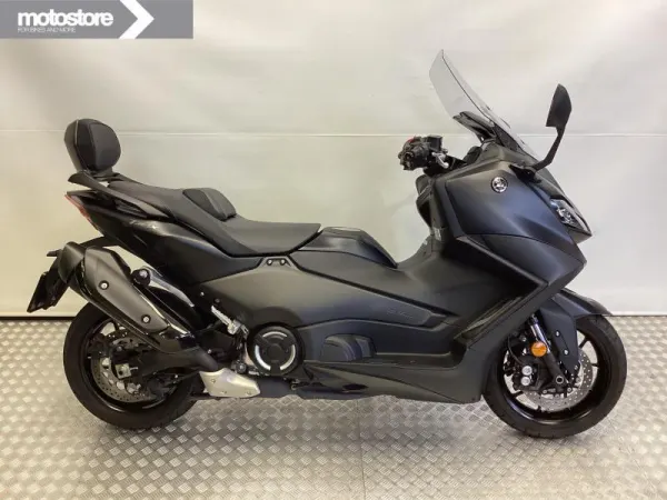 2023 Yamaha Tmax 560 - € 14.290 (1/1)