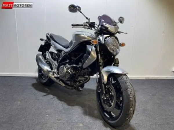 2012 Suzuki SFV 650 Gladius ABS - € 4.599 (1/1)