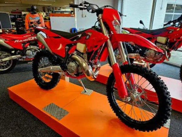 2026 Gasgas EC 300 - € 11.599 (1/1)