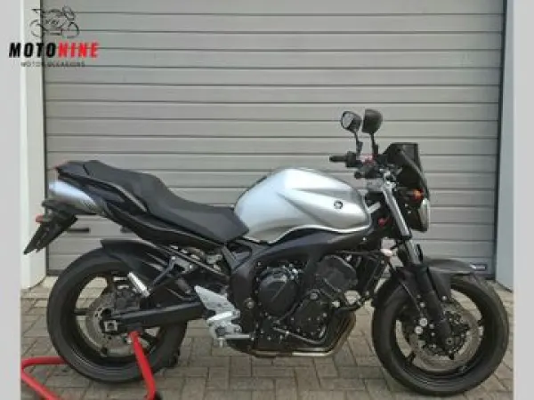 2010 Yamaha FZ 6 N Fazer - €4,350 (1/1)