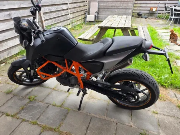 2013 KTM 690 Duke - € 2.950 (1/1)