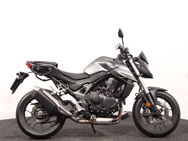 2023 Honda CB 750 - € 8.190 (1/1)