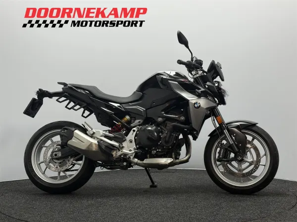 2022 BMW F 900 R - €8,950 (1/1)