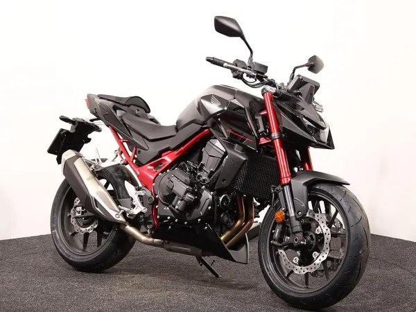 2026 Honda CB 750 - € 9.299 (1/1)