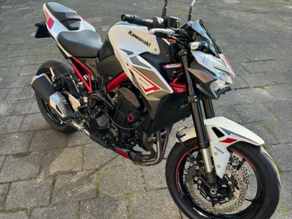 2022 Kawasaki Z 900 - Bieden (1/1)