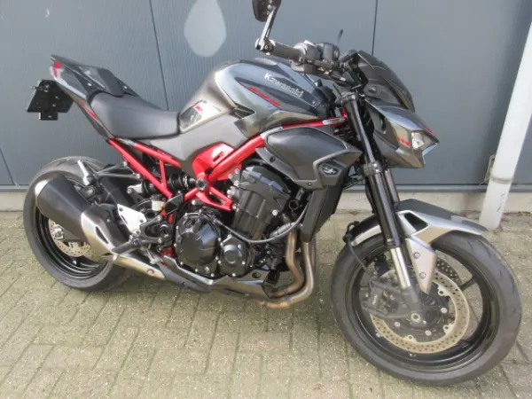2025 Kawasaki Z900 - € 9.495 (1/1)