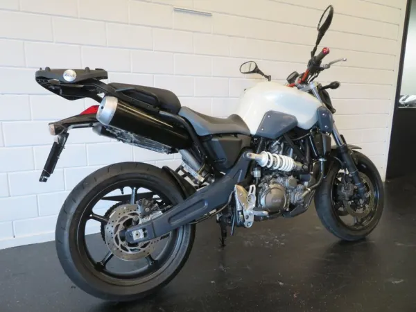 2010 Yamaha MT 03 - €3,450 (1/1)