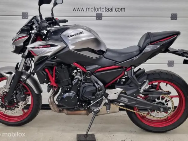 2023 Kawasaki Z650 35kw a2 Geschikt - € 6.699 (1/1)
