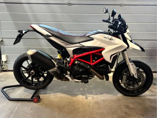 2016 Ducati Hypermotard 939 - € 8.390 (1/1)